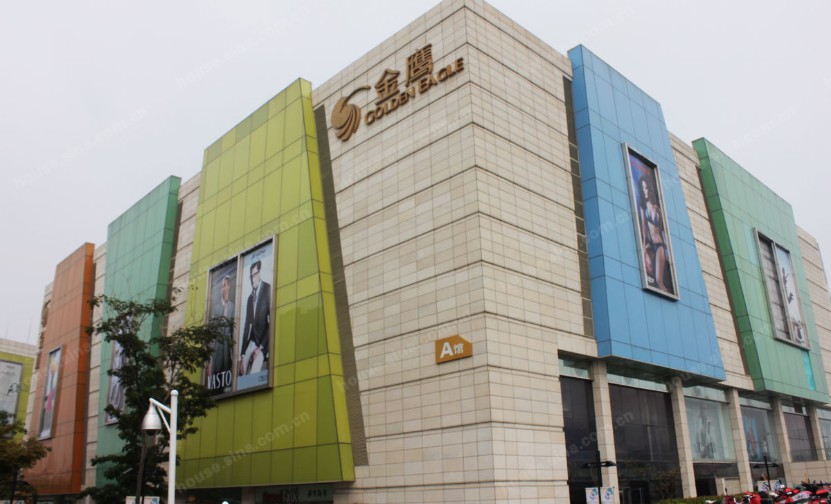 雷波金鹰奥莱城